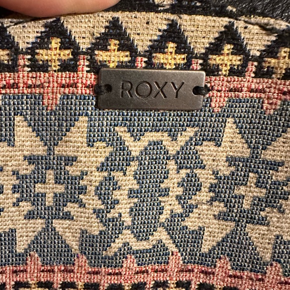 NWT ROXY CROSSBODY FRINGE FESTIVAL BAG (black) - Picture 4 of 7